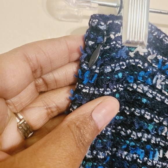 St. John | Navy Blue & White Patterned Wool Blend Two Piece Skirt Suit (Size 8) - Picture 12 of 15